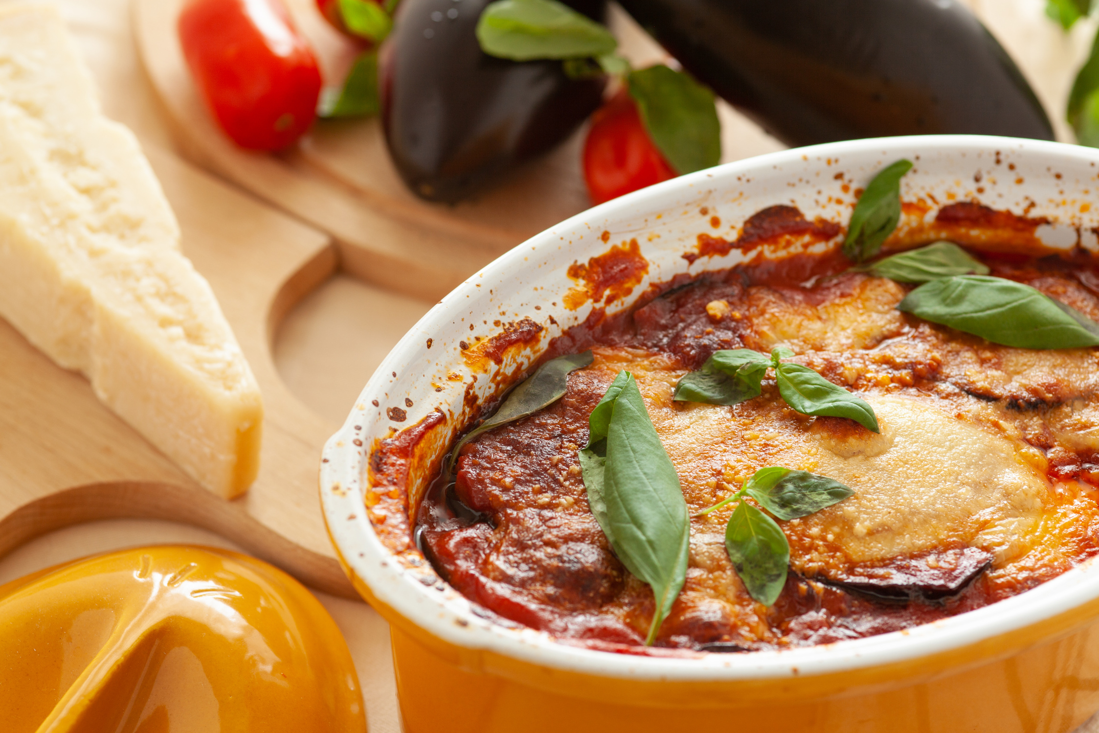 Parmigiana di melanzane (Eggplant Parmigiana)